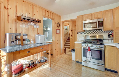Markville Cabin | Lakefront Cabin w/Private Dock + Beach + Fire Pit
