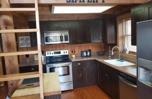 Big Creek Cabin | Lakefront Cabin with dock and gentle slope on Norris Lake