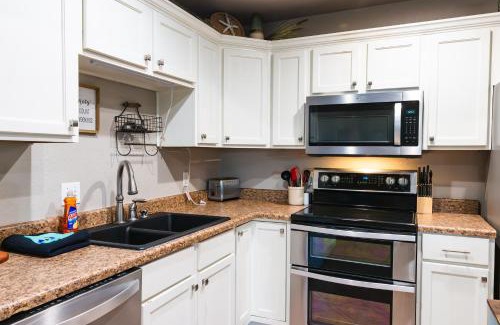 Mead House | Lakefront Captains Quarters - 31