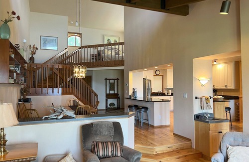 Bigfork House | Lakefront Condo on the Flathead