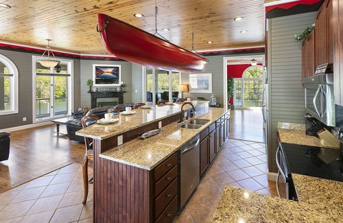 Maynardville House | Lakefront Escape on Norris Lake w/Kayaks