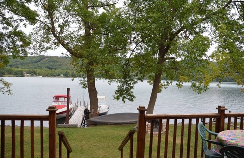 North Lake George Cottage | Lakefront Escape with Boat Slip on Lake George