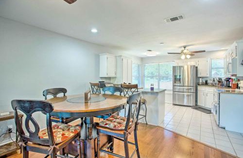 Cedar Creek Reservoir House | Lakefront Family Home with Boat Dock and Slip in Texas