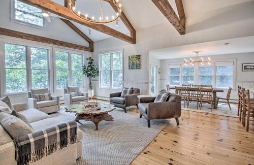 Greenwood House | Lakefront Family Retreat Skiing and Mountain Biking