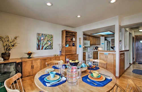 Fort Collins House | Lakefront Fort Collins Townhome, Only 3 Mi to CSU!