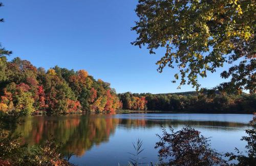 Granby House | Lakefront Granby Escape with Private Dock and Kayaks!