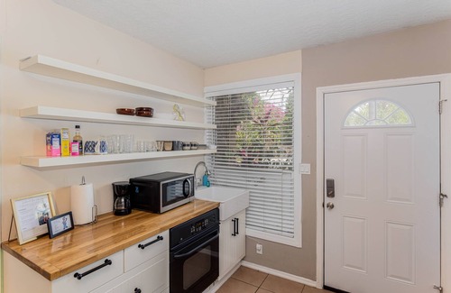 Southwest Orlando House | Lakefront Guest House by downtown :Boat, Fishing…