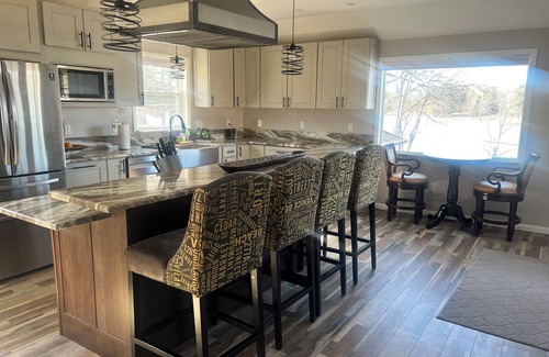 Swanton House | Lakefront home in quiet cove in Deep Creek Lake, MD