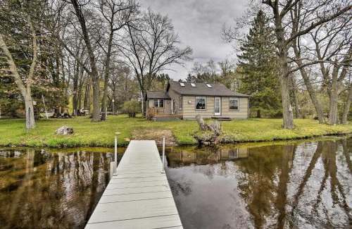 Wautoma House | Lakefront Home with Seasonal Dock - 2 mi to Skiing!