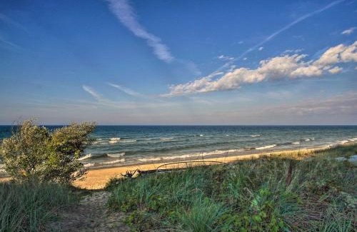 Montague House | Lakefront Montague Cottage with Deck and Beach!