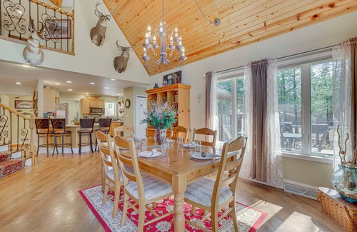 Neillsville House | Lakefront Neillsville Home w/Fire Pit, Game Room!
