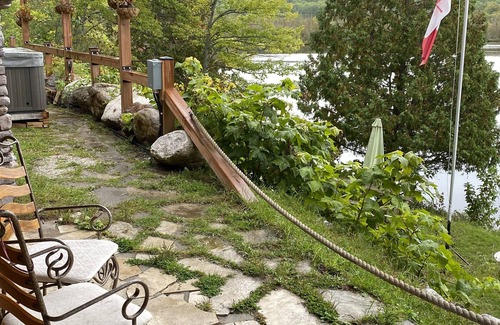 Gracefield Ski Chalet | Lakefront Pineview Chalet + Spa on Lac Orignal