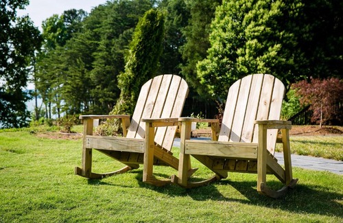 Steele Creek House | Lakefront Property Studio with Private Porch #38 at Long Cove Resort