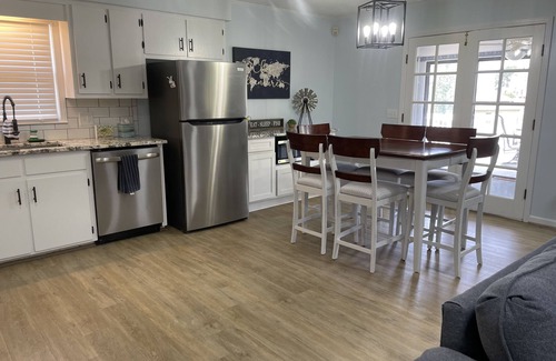 Norwood House | Lakefront Retreat on Lake Tillery