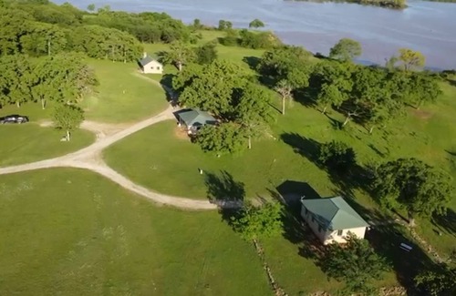 Madill RV Rental | Lakefront RV spot- Peaceful & breathtaking views, ideal for relax and recharge!