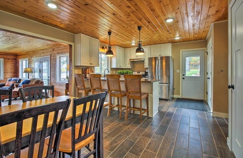 Solon Springs Cabin | Lakefront Solon Springs Cabin w/Private Dock!