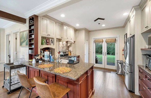 Highland Lake Cottage | Lakefront | Sport Courts | HotTub | GameRoom