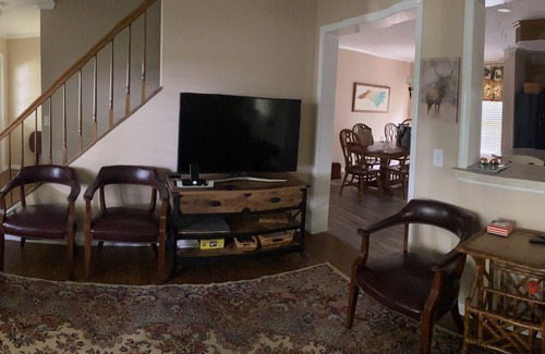 Albemarle House | Lakefront Tillery Getaway- Forever views of Morrow Mountain