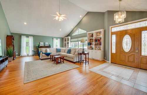 Troutman House | Lakefront Troutman House with Spectacular Sunsets!