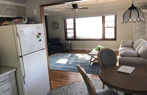 Plainwell House | Lakefront Walkout Cottage, Beach, Dock, Kayaks, Sunsets on Pine Lake! ππ