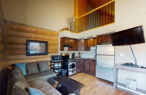 Lac Le Jeune Cabin | Lakefront wilderness resort cabin with deck, full kitchen, & internet