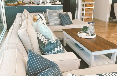 Lake Conjola House | Lakehouse at Conjola - luxury lakeside escape - stunning views right on the lake