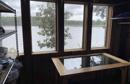 Oak Vale Cabin | Lakehouse get-a-way at Goss Reservoir.