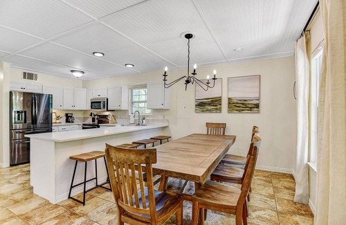 Pottsboro House | Lakehouse Retreat with Game Shed-4 minute walk to Beach, Fishing Cove,& Trails!