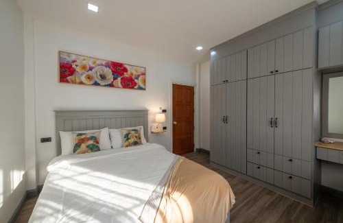 Su Thep Villa | LakeLyn Pool Villa 5BR , Free daily housekeeping
