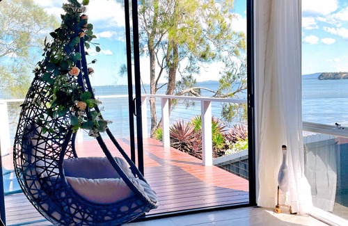 Tegerin House | Lakes Breeze: A Picturesque Waterfront Lake House with Lots of Fun