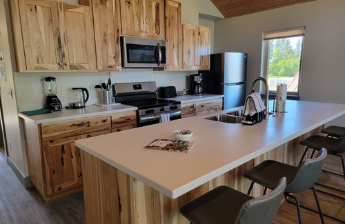 Homer Cabin | Lakeshore Cabins