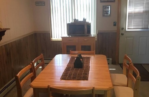 Annandale Condo | Lakeshore Condominium Cabin on Clearwater Lake