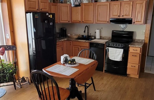 Littleton Apartment | Lakeside apartment in White Mountains