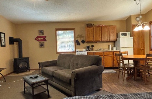 Manchester Cabin | Lakeside Cabin 3: Perfect Retreat at Enriched Cabins & Resort on Lake Delhi