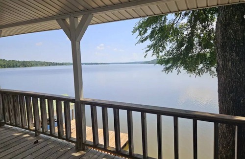 Andalusia Ski Chalet | Lakeside Chalet on Beautiful Gantt Lake!