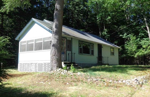 Hebron Cottage | Lakeside Cottage with Private Shared Sandy Beach on Newfound Lake.