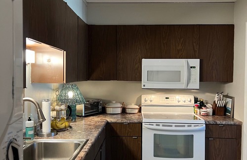South End Apartment | Lakeside Eclipse Escape