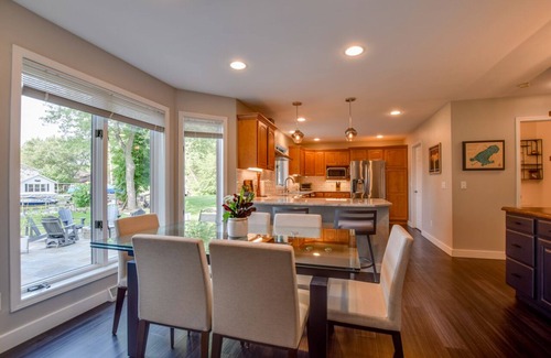 Monona House | Lakeside Haven: 3 Bed on Lake Monona Channel w/Easy Access to Downtown Madison