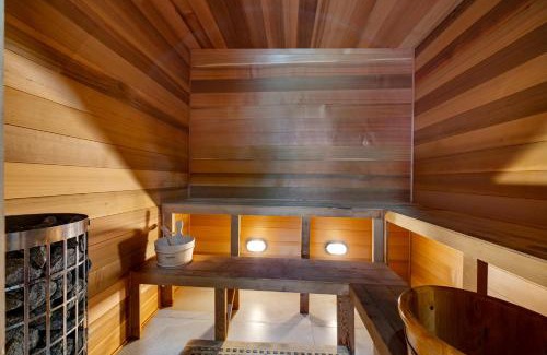 Wyee Point House | Lakeside Hideaway