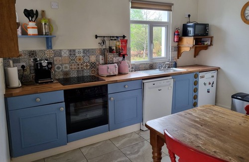 Oughterard House | Lakeside House in picturesque Oughterard at the gateway to Connemara