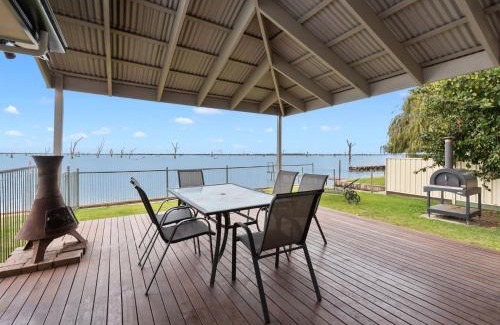 Mulwala House | Lakeside Mulwala
