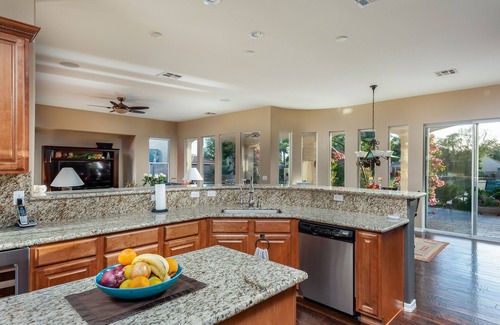Balboa Way House | Lakeside Property w Infinity Pool and Hot Tub