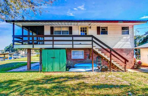 Inverness Villa | Lakeside Retreat CampFire