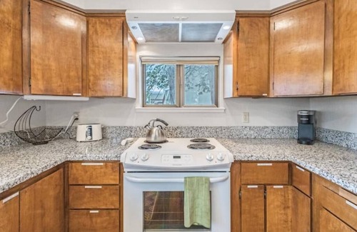 Lake Almanor Country Club House | Lakeview Retreat