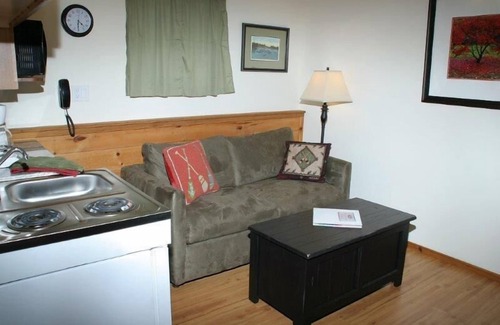 Minocqua Cabin | Lakeview 4,Lake Front Suite