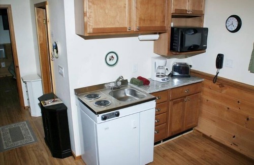 Minocqua Cabin | Lakeview 4,Lake Front Suite