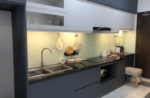 Tay Ho Condo | Lakeview apartment - 5 minutes to Westlake - 1 hour to Noi Bai airportn