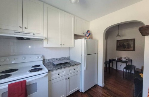 Crescent Lake Apartment | Lakeview Apt at Crescent Lake near downtown