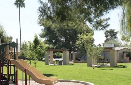 Dobson Ranch House | Lakeview Estate w/ Fire Pit, Theater Room & Modern Amenities