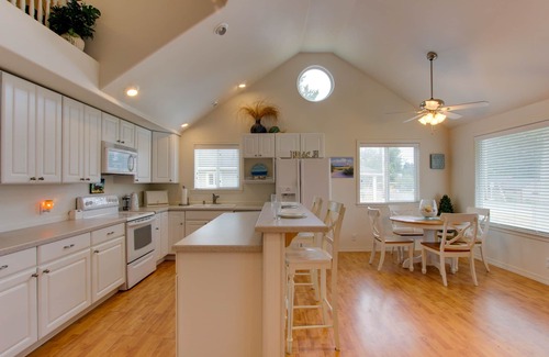 Sunset Beach House | Lakeview Family-Friendly Home - Just a Block to Sunset Beach Access
